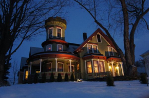 Maplecroft Bed & Breakfast